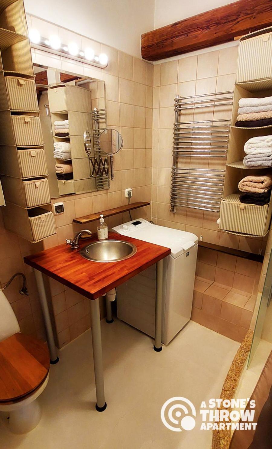 A Stone'S Throw Apartment Krakow Ngoại thất bức ảnh